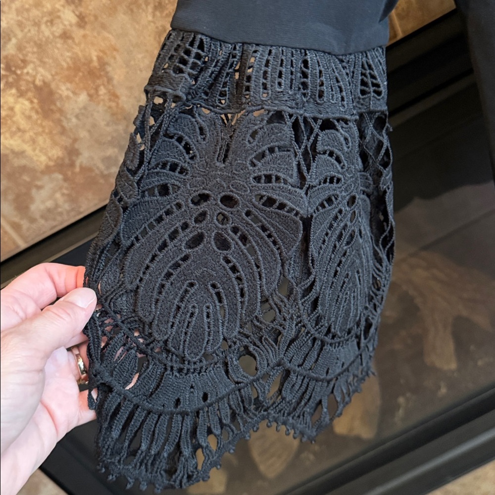 Boston Proper Travel Collection black statement bell lace sleeve dress NWT L - Picture 4 of 11